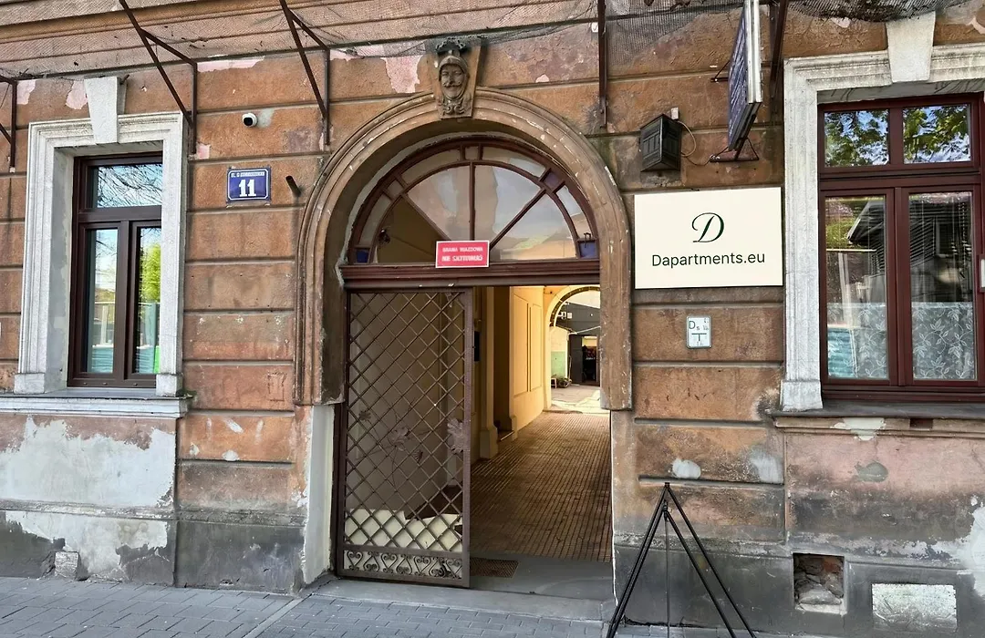 Quiet & Stylish Apartment Self Check-In Old Town 3Min From Main Station D-Apartments-1